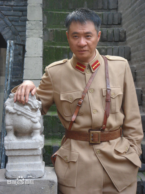 最全修革在《狼毒花》中的壁纸