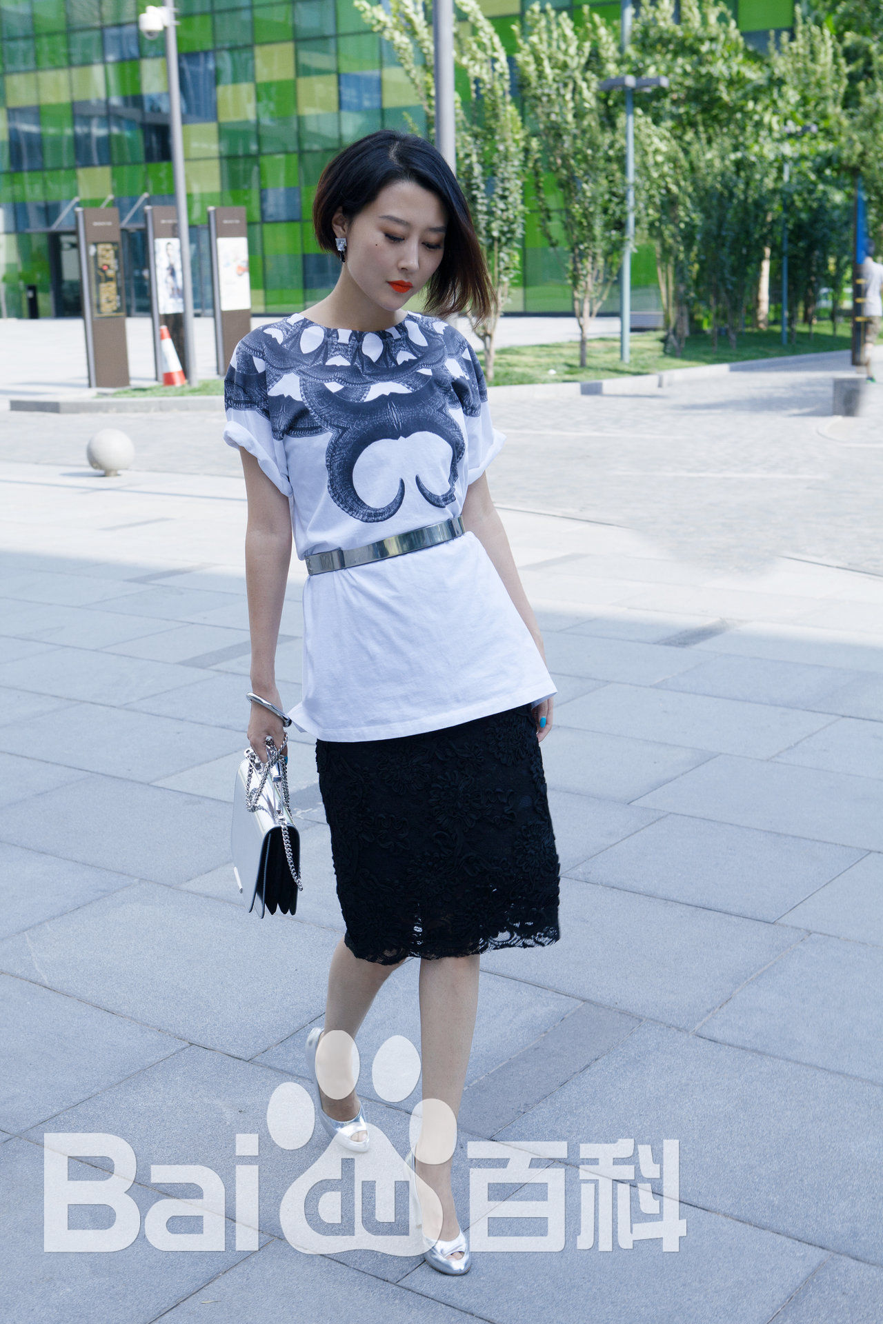 马梓涵(Ivy)街拍前后照片