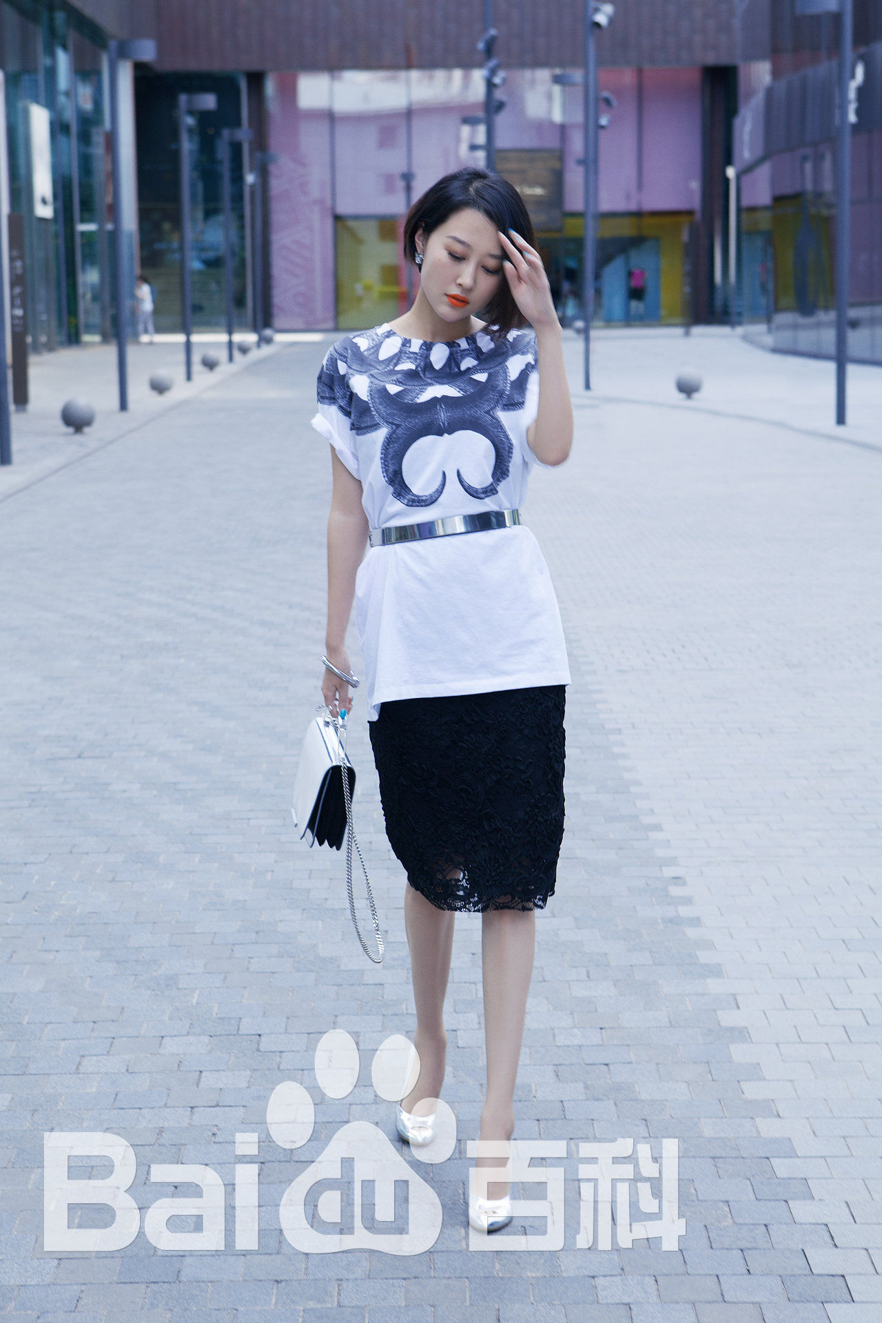 马梓涵(Ivy)街拍前后照片