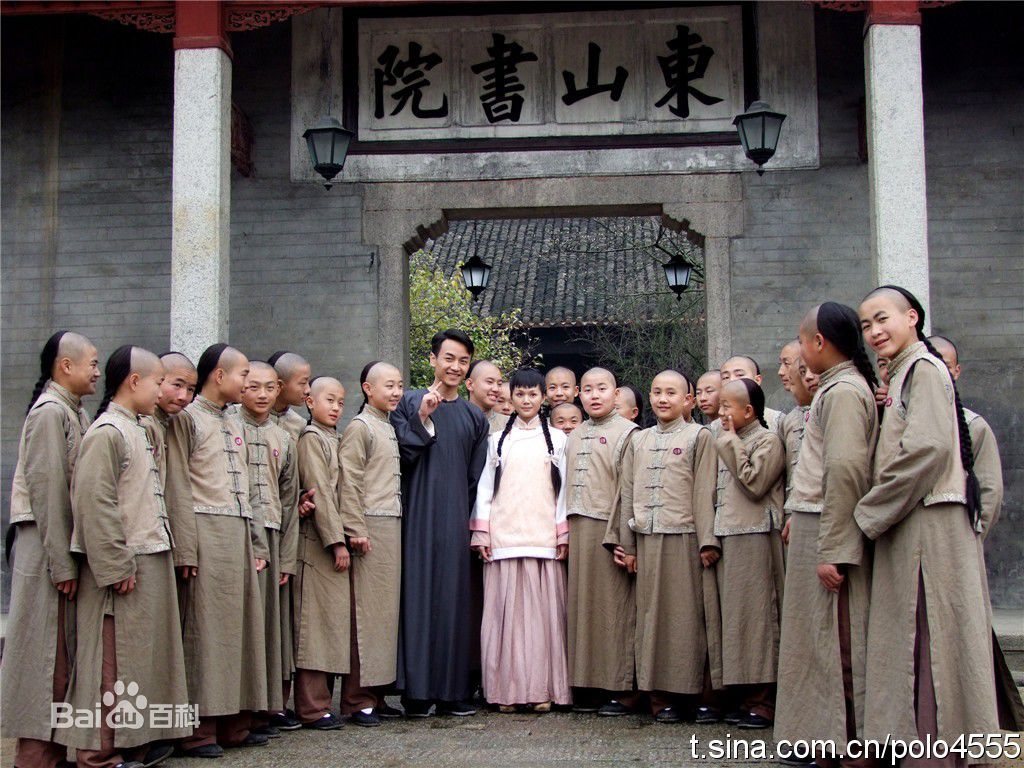 宋佳玲影视角色照前后照片