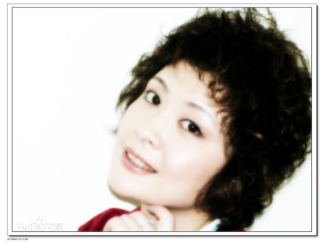 虎艳芬(eva)生活照图片图集