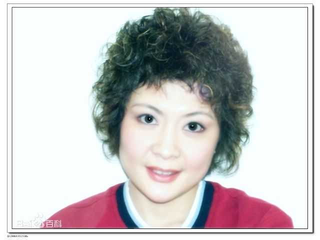 虎艳芬(eva)生活照图片图集