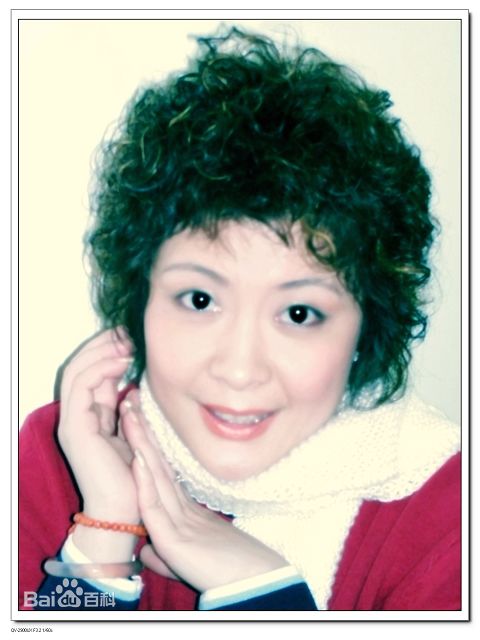 虎艳芬(eva)生活照图片图集