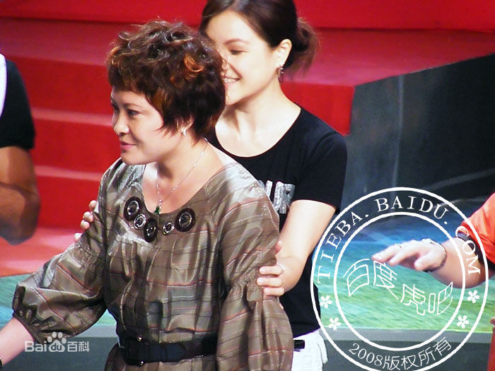 虎艳芬(eva)参加活动前后照片