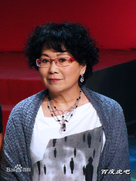 虎艳芬(eva)参加活动前后照片