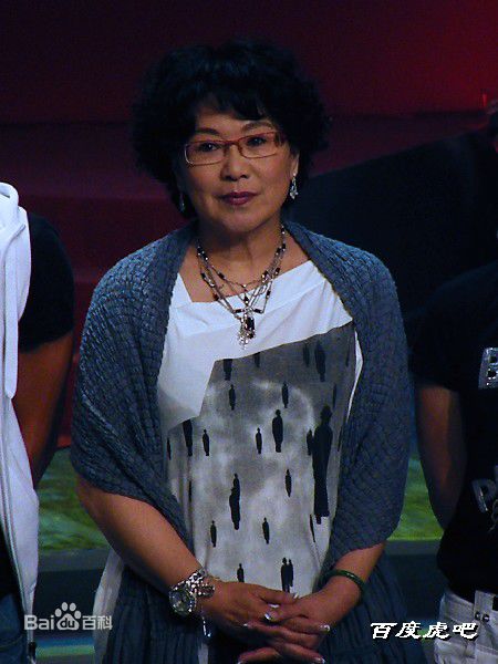 虎艳芬(eva)参加活动前后照片