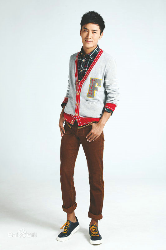 王鑫尧(kiray)最优质杂志拍摄及花絮