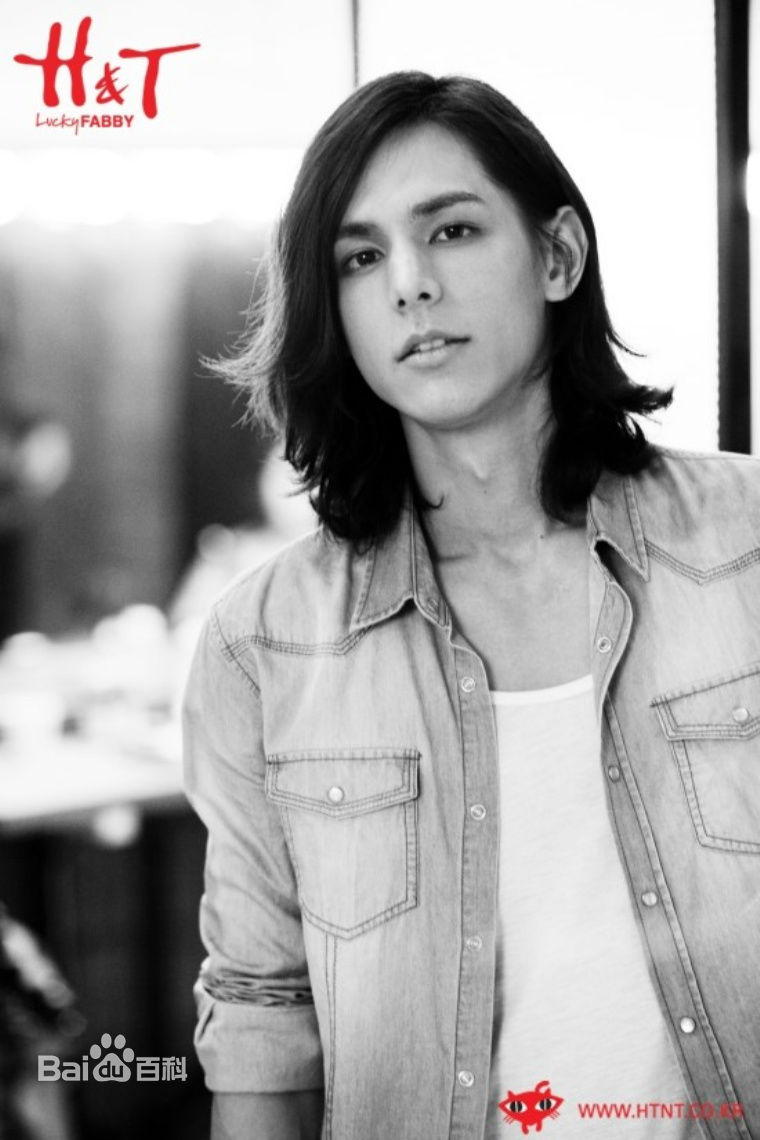 李贤宰(LEE HYUNJAE)UGIZ 与 H壁纸壁纸