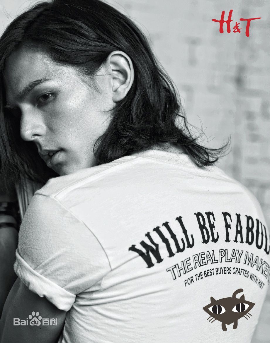 李贤宰(LEE HYUNJAE)UGIZ 与 H壁纸壁纸