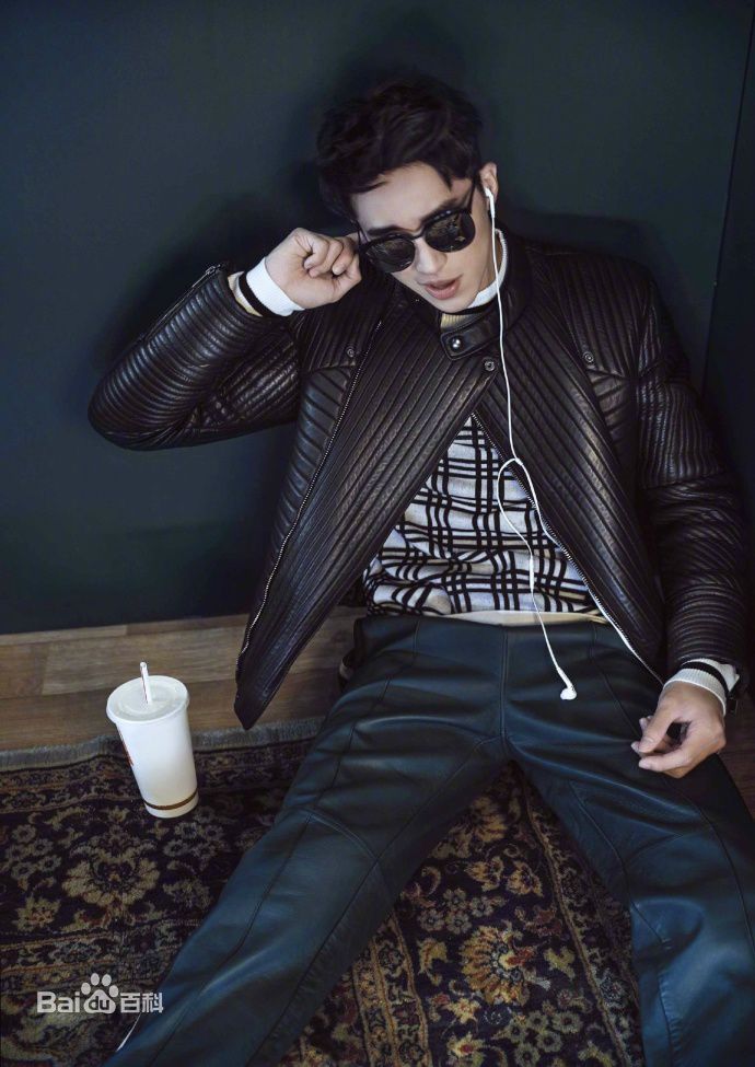 许魏洲(Timmy Xu、)时装男士前后照片