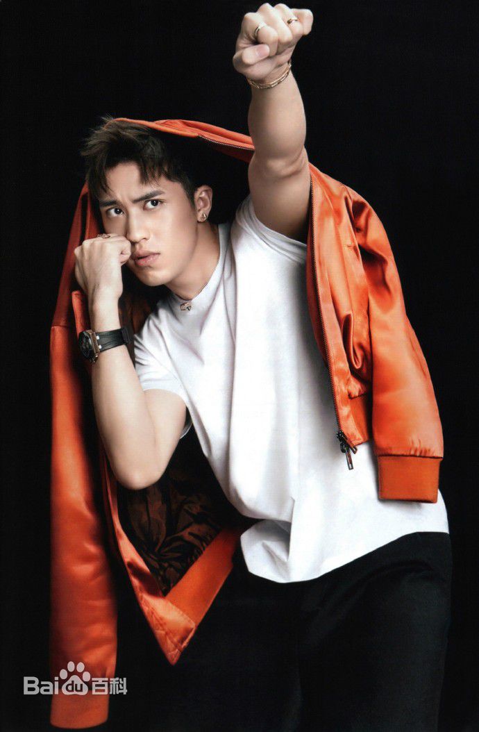 许魏洲(Timmy Xu、)时尚芭莎生活照