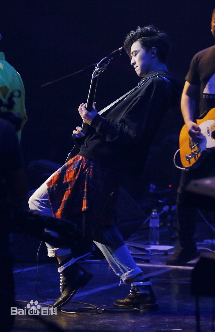 许魏洲(Timmy Xu、)2016Light亚洲巡演图册