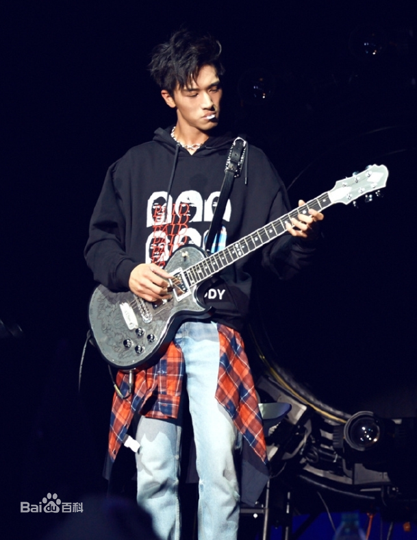 许魏洲(Timmy Xu、)2016Light亚洲巡演图册