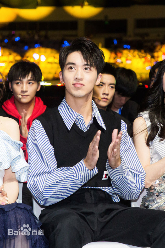 许魏洲(Timmy Xu、)颁奖礼素颜照相册