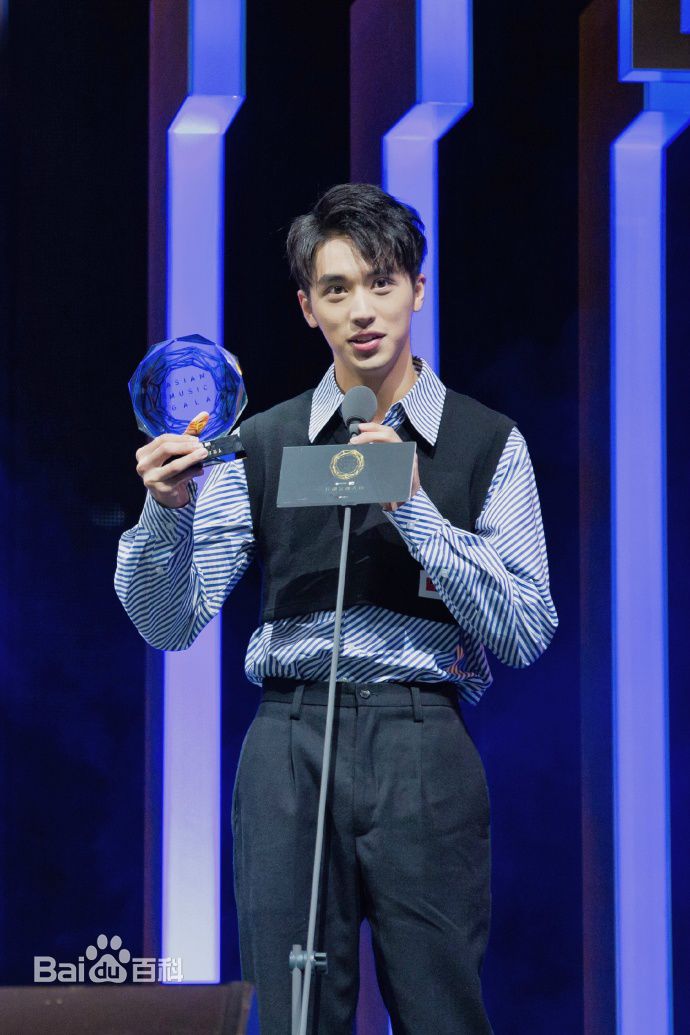 许魏洲(Timmy Xu、)颁奖礼素颜照相册