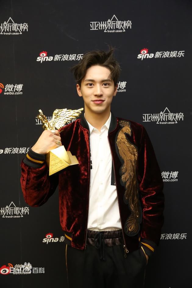 许魏洲(Timmy Xu、)颁奖礼素颜照相册