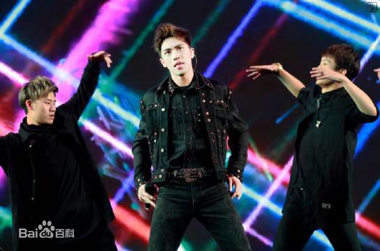 许魏洲(Timmy Xu、)颁奖礼素颜照相册