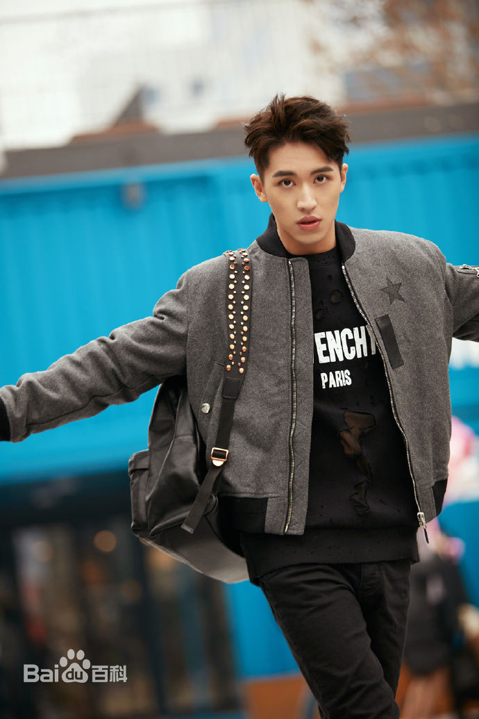 许魏洲(Timmy Xu、)街拍图册