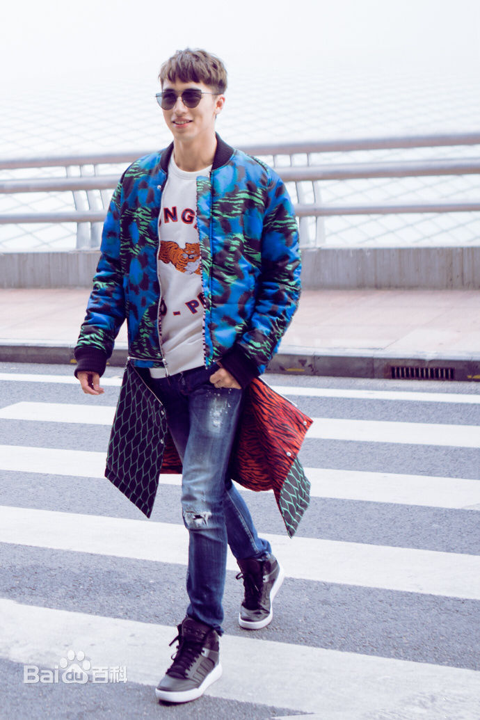 许魏洲(Timmy Xu、)街拍图册