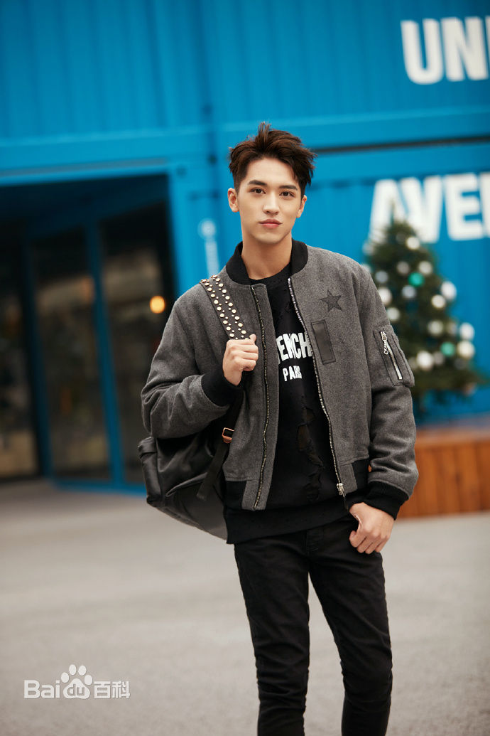 许魏洲(Timmy Xu、)街拍图册