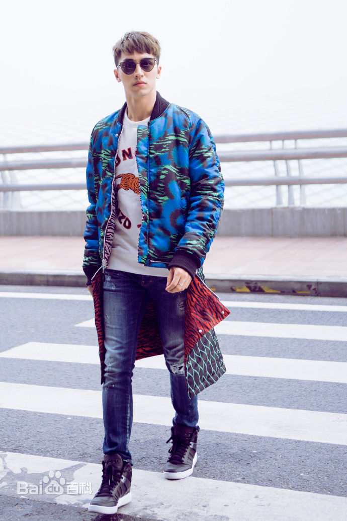 许魏洲(Timmy Xu、)街拍图册