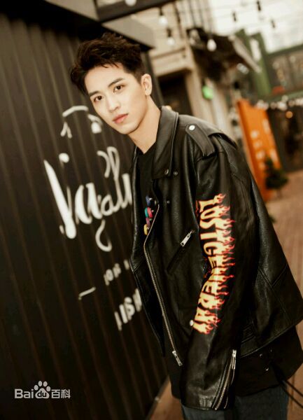 许魏洲(Timmy Xu、)街拍图册