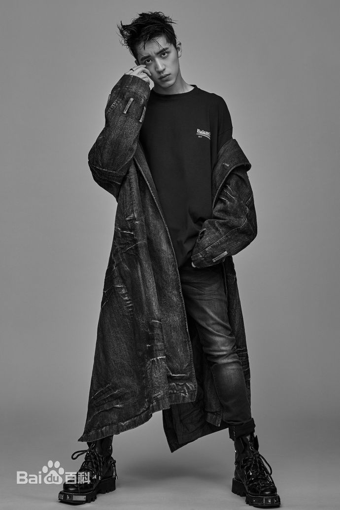 精选许魏洲(Timmy Xu、)在二辑《THE TIME》中的图册