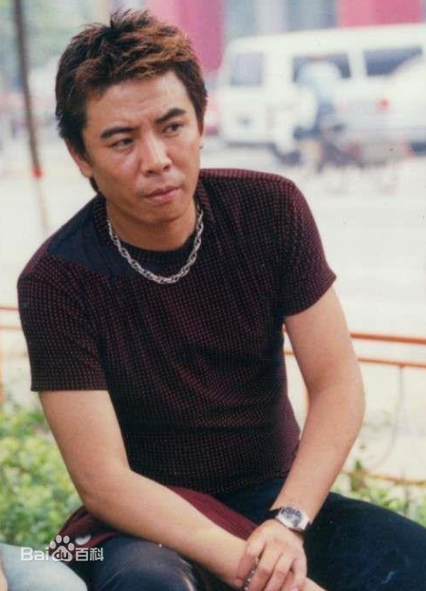 白红标《征服》高清剧照