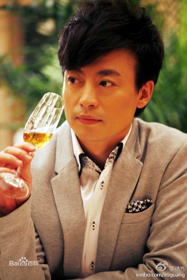 最新徐光(Xu Guang)在《恋爱相对论》喻威中的壁纸