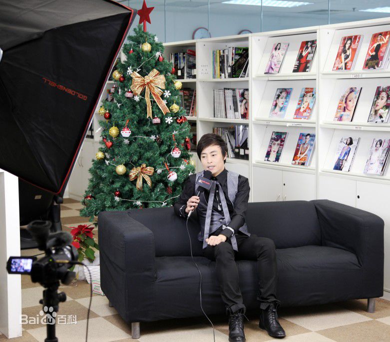 最全徐光(Xu Guang)在《嘉人》十周年专访中的壁纸