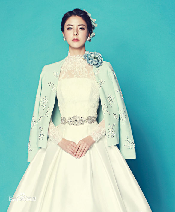 藤井美菜(ふじい みな（Fujii Mina）)高清藤井 美菜  婚纱集图册