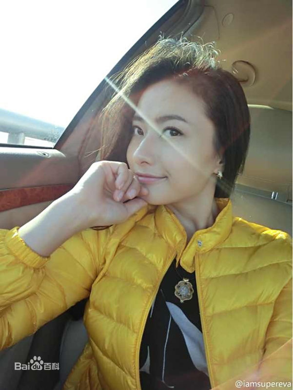 万潼生活照素颜照相册