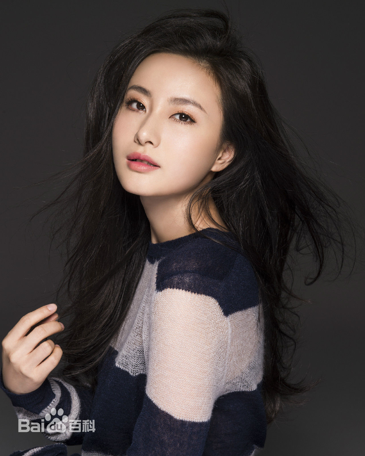 万潼艺术照图片图册