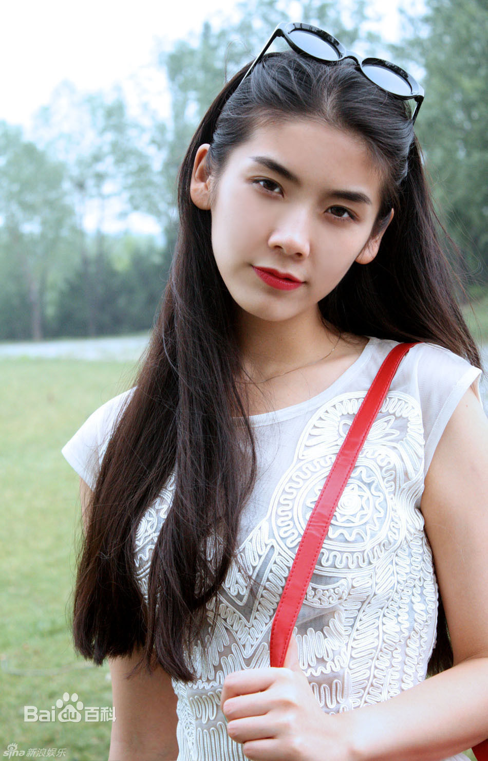 马恺曼街拍图片图册