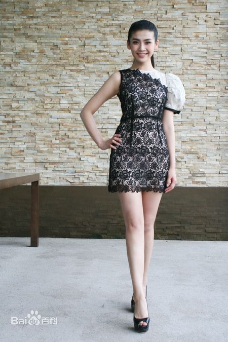 马恺曼大学生电影节红毯图片图集