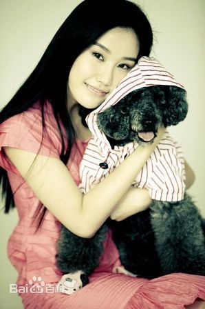 刘璐珈(Chris Liu)最新 壁纸