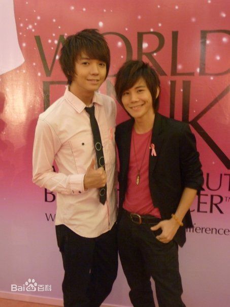 最新朱浩仁性感图片