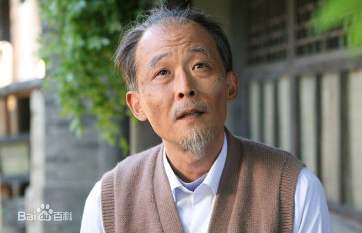 钱波《全家福》高清剧照