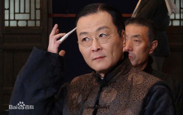 钱波《全家福》高清剧照