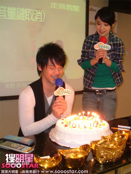 卢学睿(Afalean Lu)卢学叡生日照图片图集