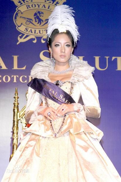 蒋怡(CoCo)出席代言性感图片图集