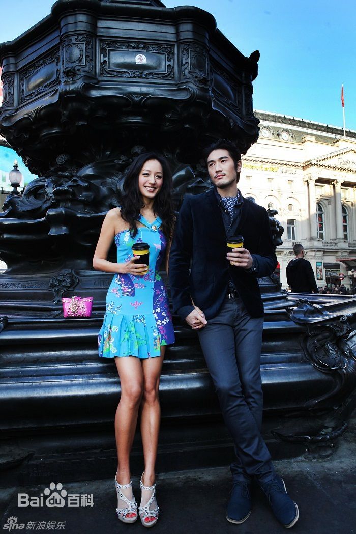 蒋怡(CoCo)与高以翔图片图集