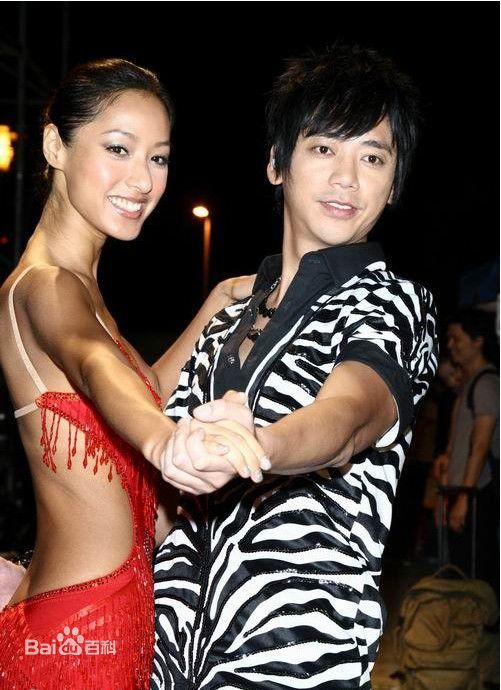 蒋怡(CoCo)优美舞蹈壁纸壁纸