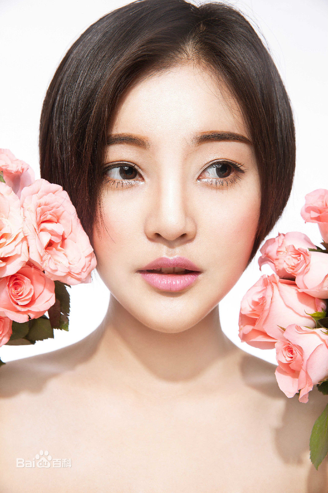 郭艳(guoyan)复古胶片性感图片图集