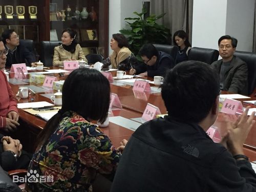 李菲社会活动前后照片