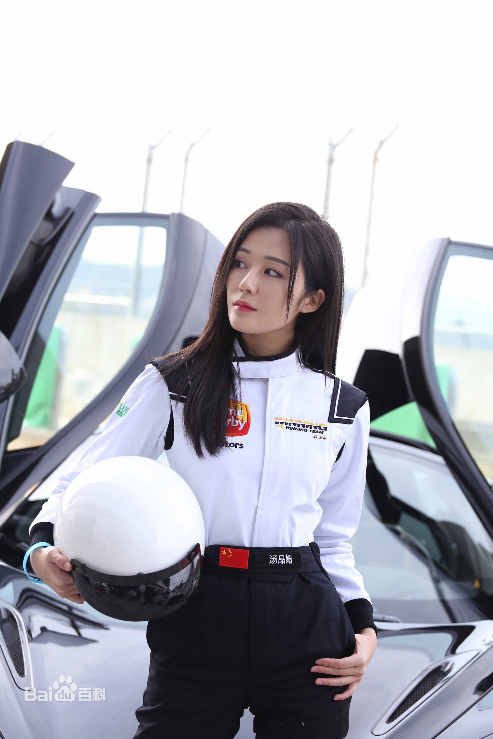 汤晶媚(Tang Jing Mei)签约迈凯伦胜之队图片图集