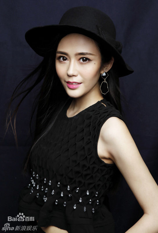 汤晶媚(Tang Jing Mei)时尚大片前后照片