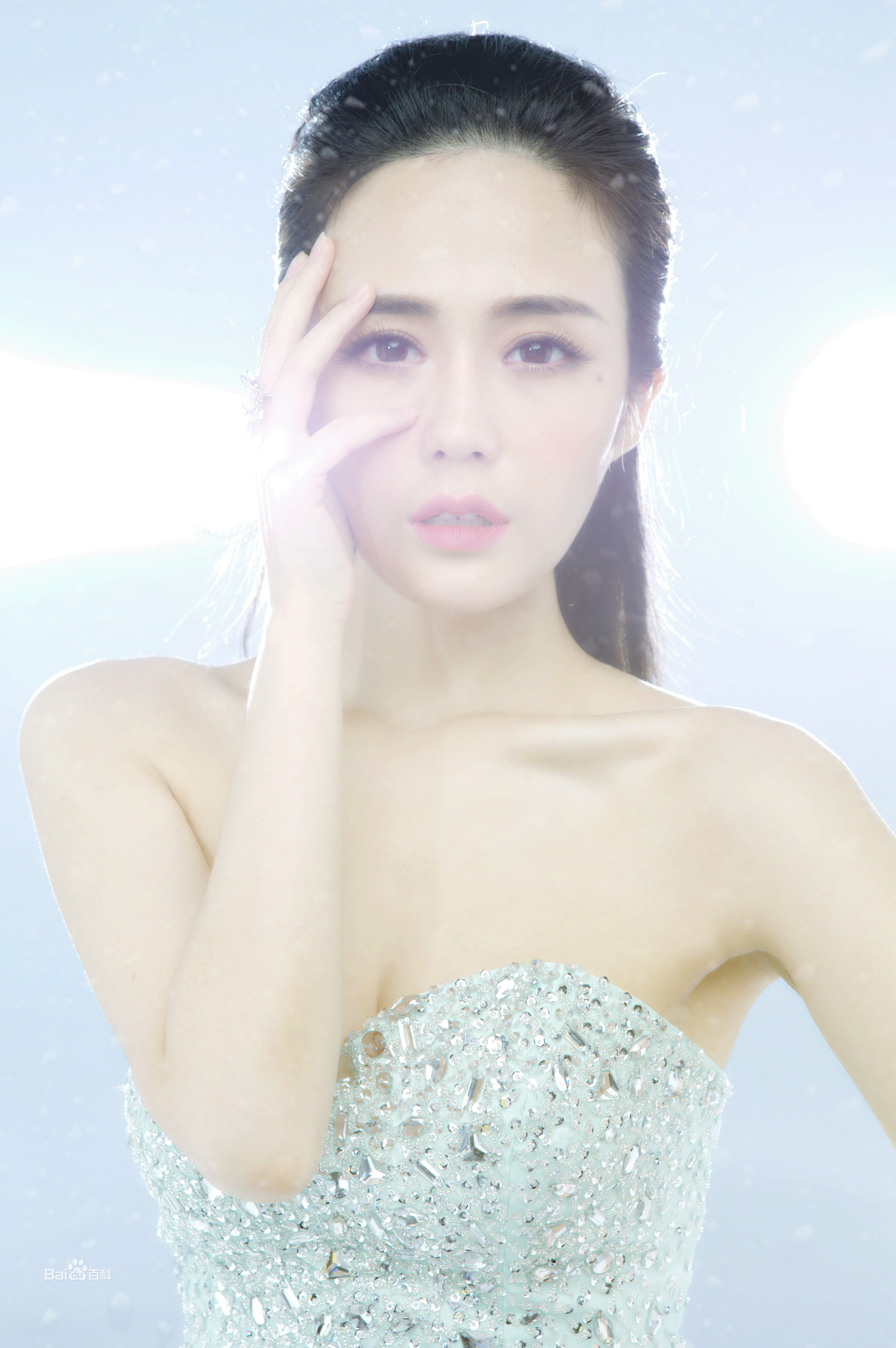 汤晶媚(Tang Jing Mei)最新图集