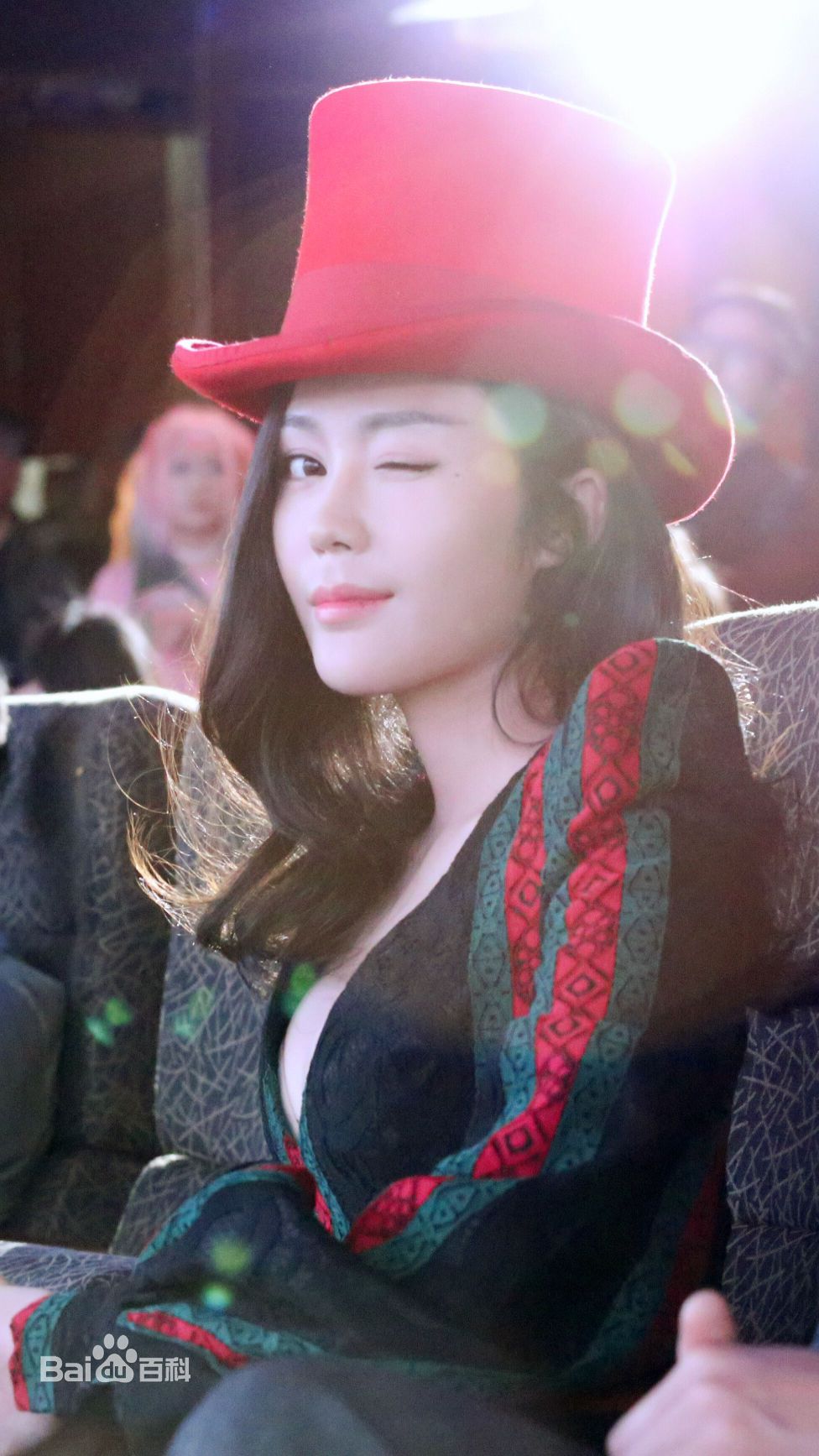 汤晶媚(Tang Jing Mei)上海电视节壁纸壁纸