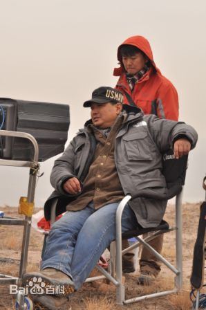 康宁导演性感图片壁纸